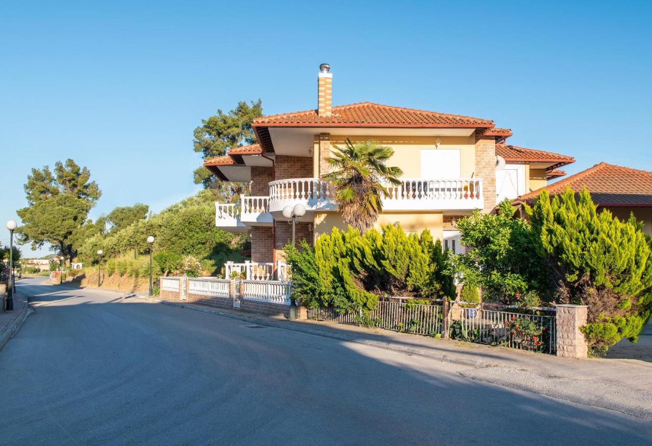 Family House Nikos 2 Leilighet Sykiá Eksteriør bilde